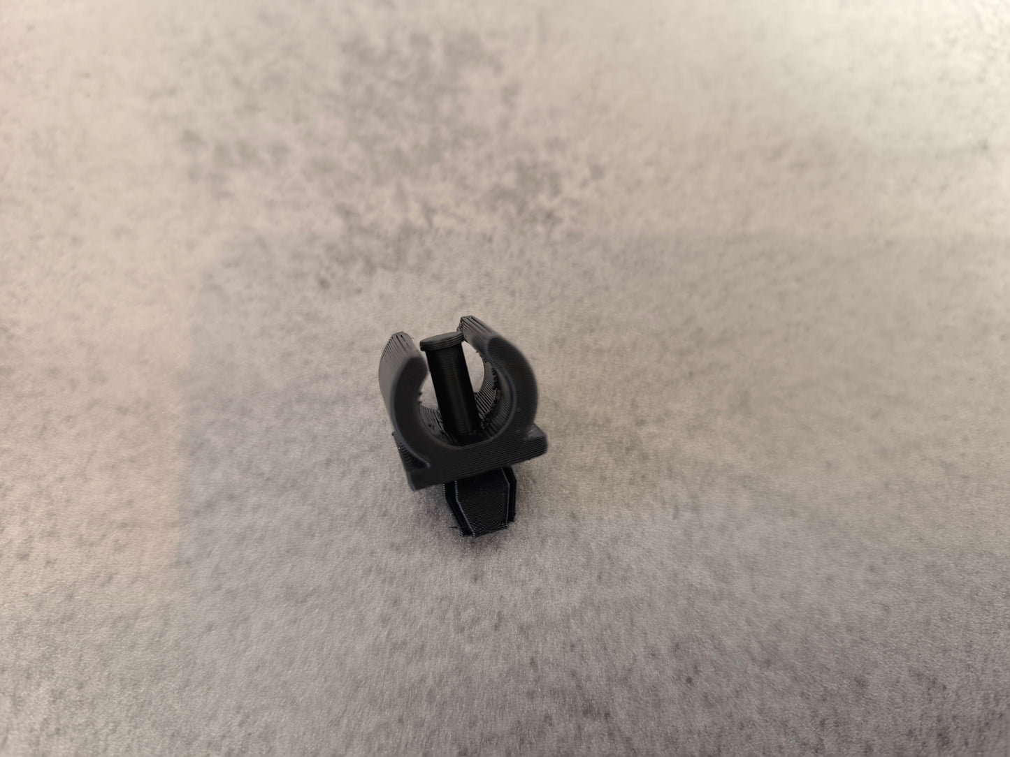 Halter Stütze Clips Motorhaube / Haubenaufsteller VW AUDI