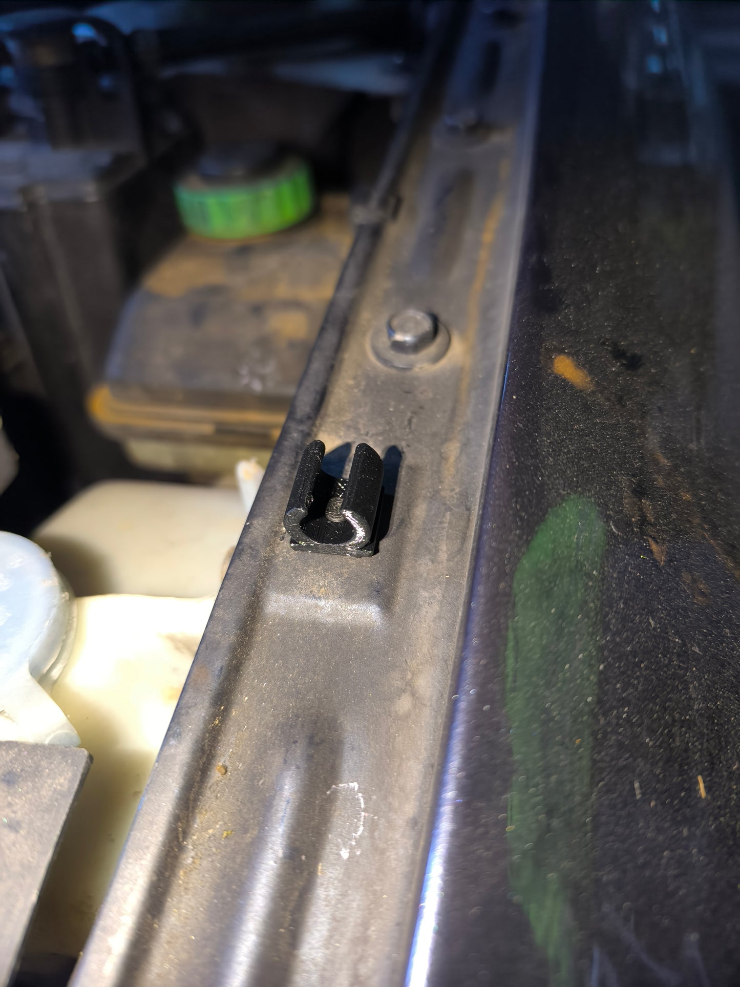 Halter Stütze Clips Motorhaube / Haubenaufsteller VW AUDI