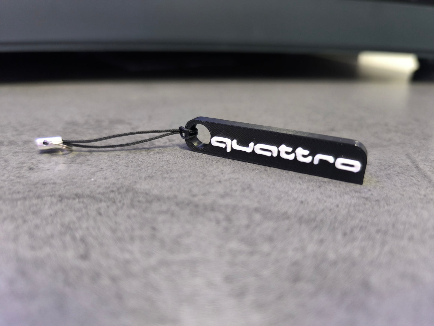 Audi quattro Schlüsselanhänger / Hochwertiges Design