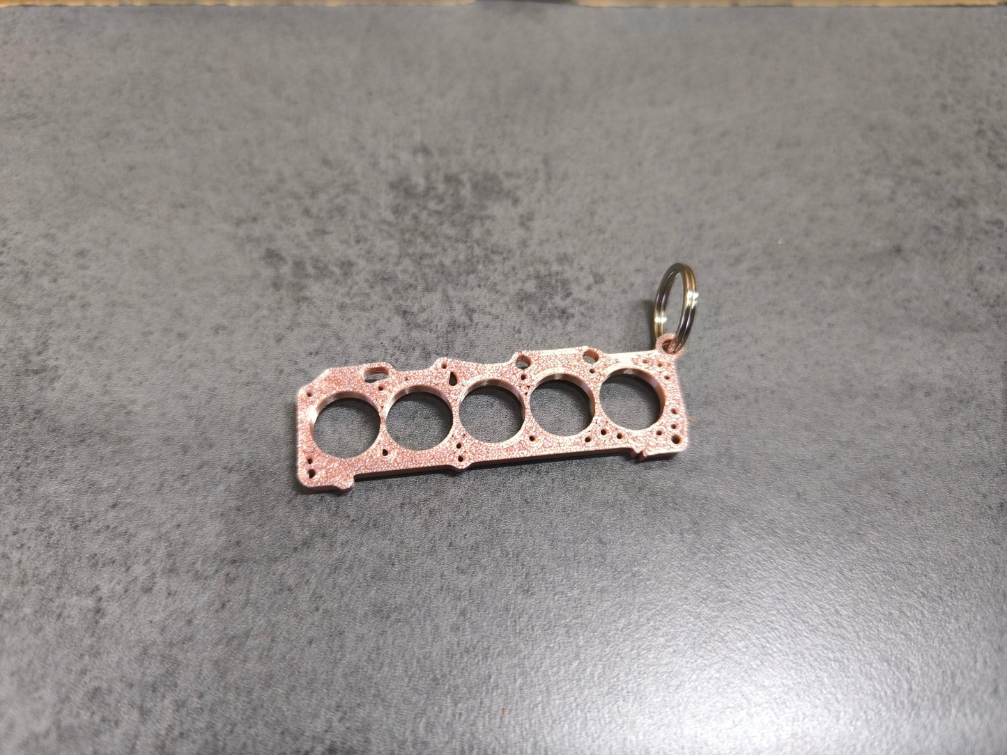 AUDI / VW 5-Zylinder Kopfdichtung Schlüsselanhänger