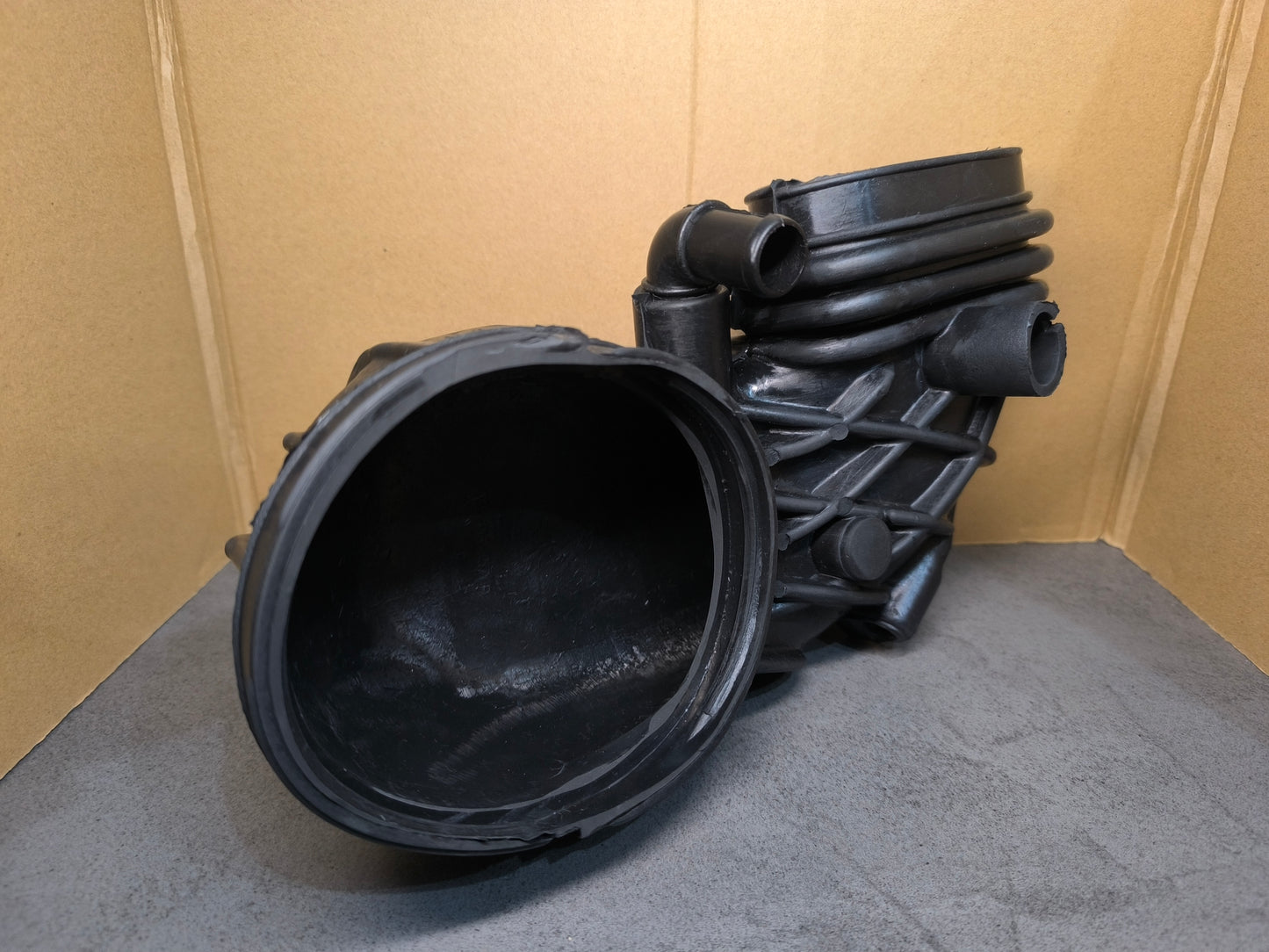Audi 80/90/B3/B4/Coupé/Cabrio/Typ 89/quattro/ Ansaugschlauch NEU 034133357D / 054133357C