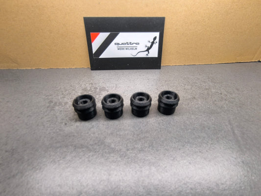 Audi  80/90/B3/B4/100/200/C3/C4 VW Isolierbuchse für Hupentaste / Halteclip für Prallplatte / 321419779A