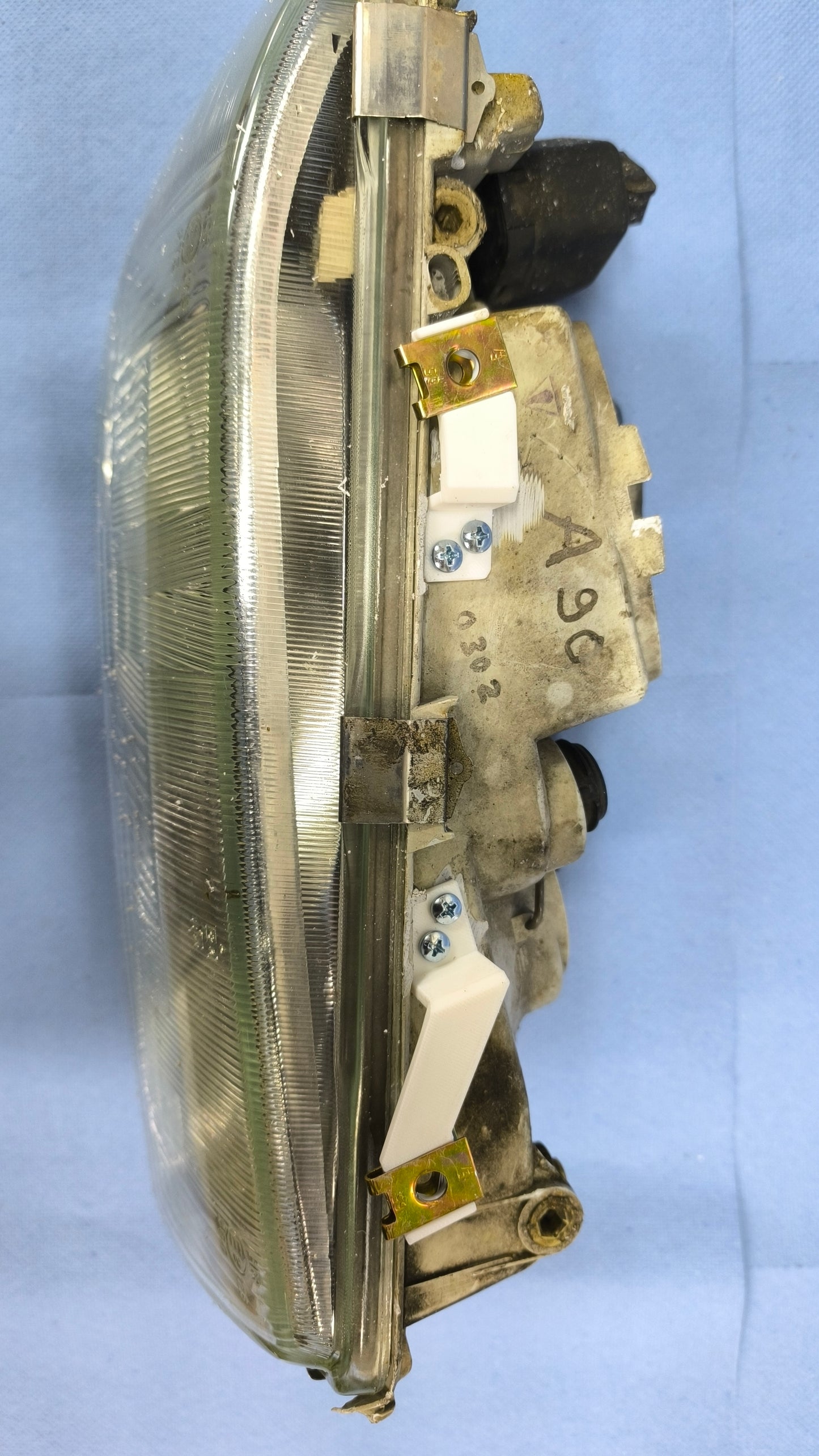 Audi 80 90 Coupé B3 Typ 89 Scheinwerfer Halter Reparatursatz links rechts